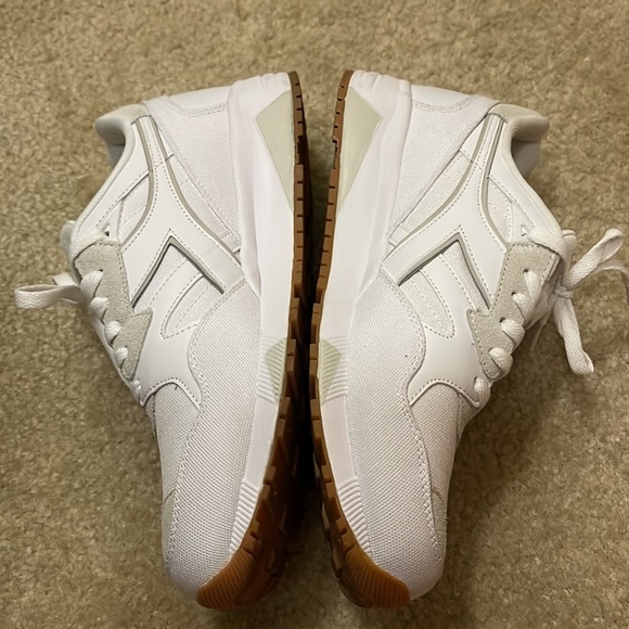 Diadora N9002 Suede Sneakers Size 9 Color White Cream - Picture 6 of 11